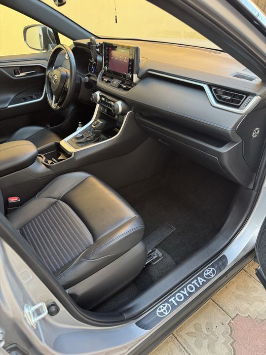 Detailing auto,curatare tapiterie si piele