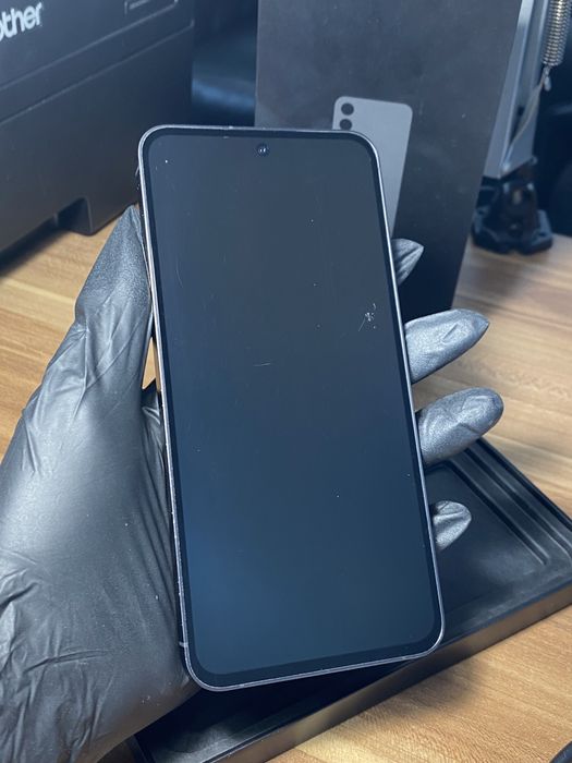 Samsung S24 FE, 128 GB, Graphite, Foarte bun, Cod produs: 4817