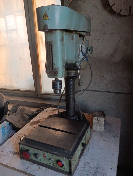 Сверлиный станок ,компрессор,сварка 4-постовая,всё на 380 вольт.