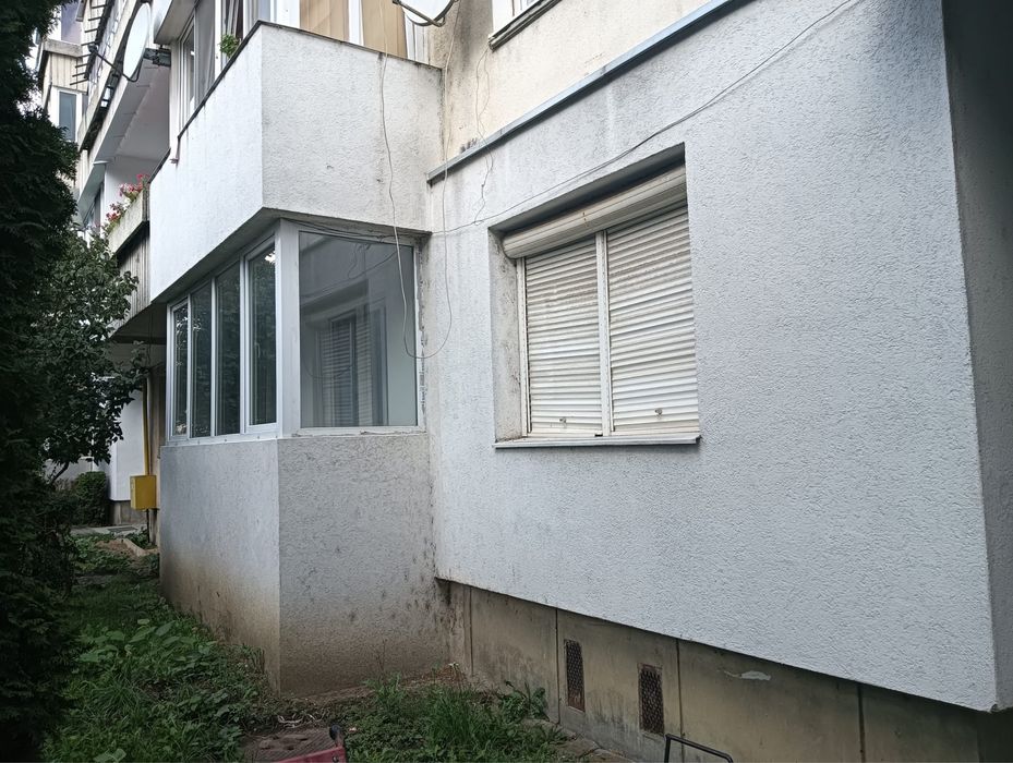 Apartament cu 3 camere de vânzare în b-dul Unirii, Reghin