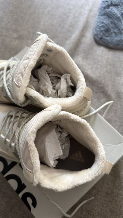 Кроссовки Adidas, оригинальные, новые