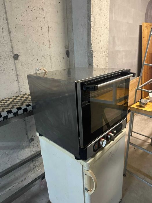 конвекторна фурна