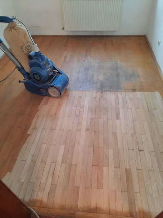 Montaj parchet Raschetare parchet recondiționare slefuire montaj parch