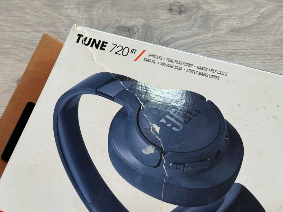 Безжични слушалки JBL Tune 720BT