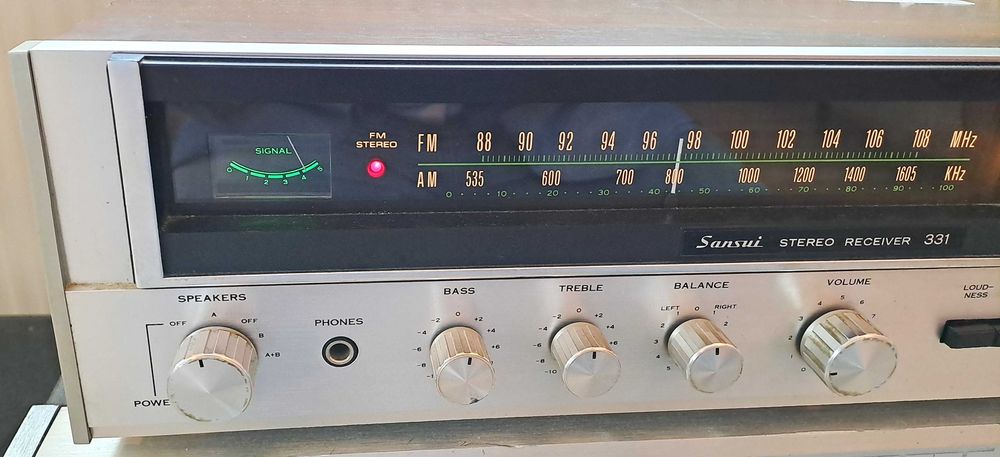 Sansui 331 amplituner vintage amplificator performant