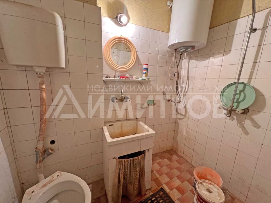 Продава се Къща в Нови пазар - 174 кв.м за 258 €/кв.м - Снимка #11