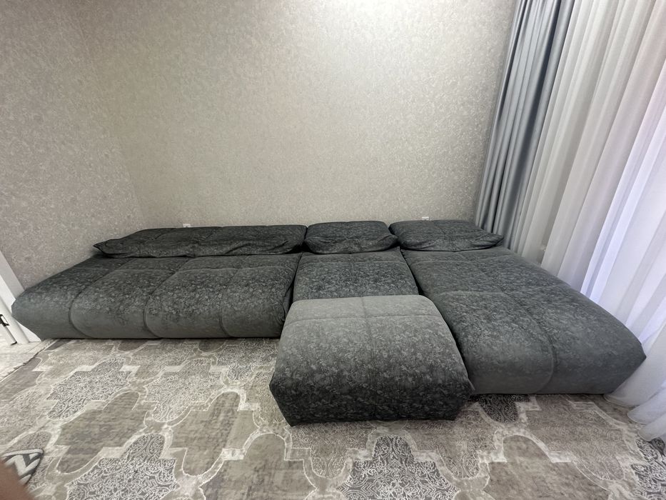 Диван, Модульный диван с оттоманкой