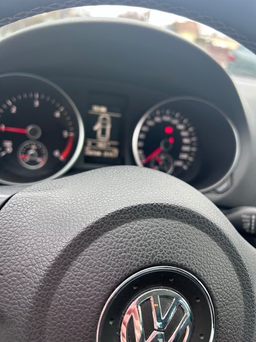Volkswagen golf 6 1.6 TDI