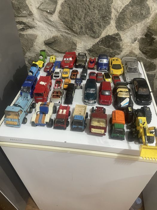 Детски играчки метални и пластмасови