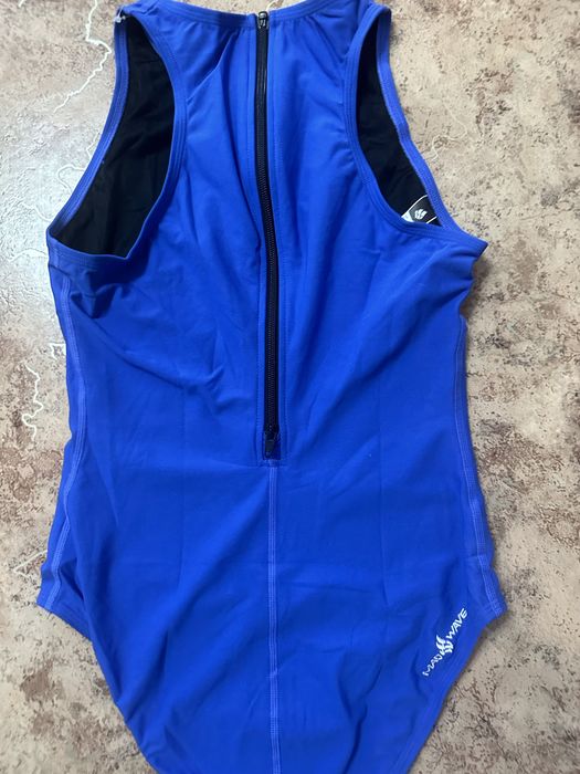 Продам купальники