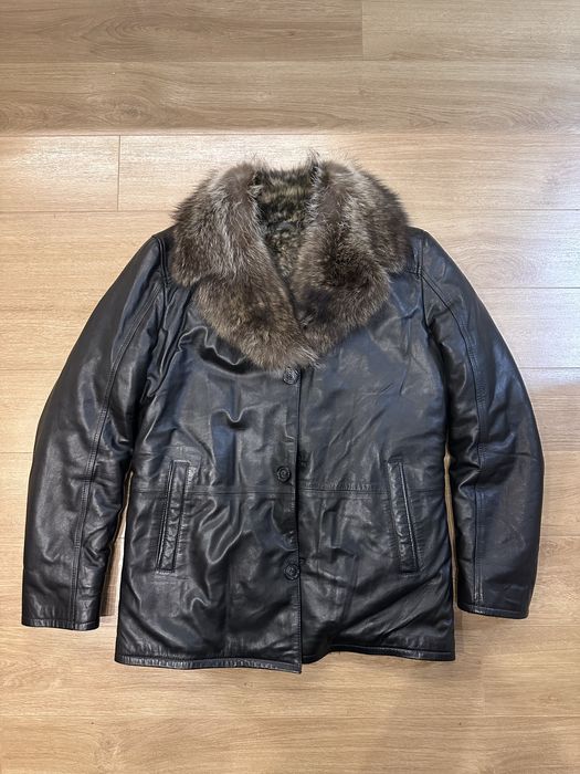 Мъжки кожух Дъглас черно с яка от Вълк