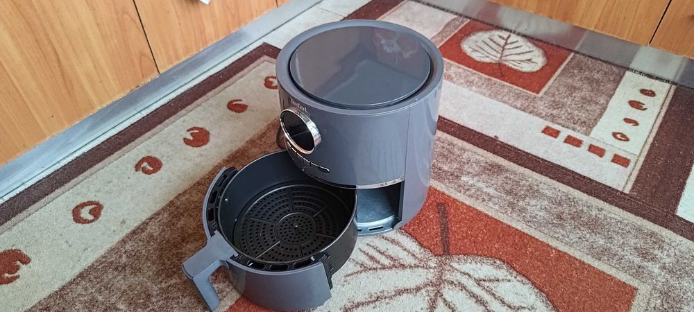 Еър фрайър TEFAL