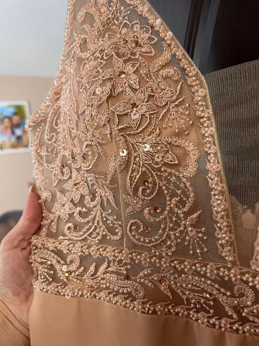 Официална дълга рокля