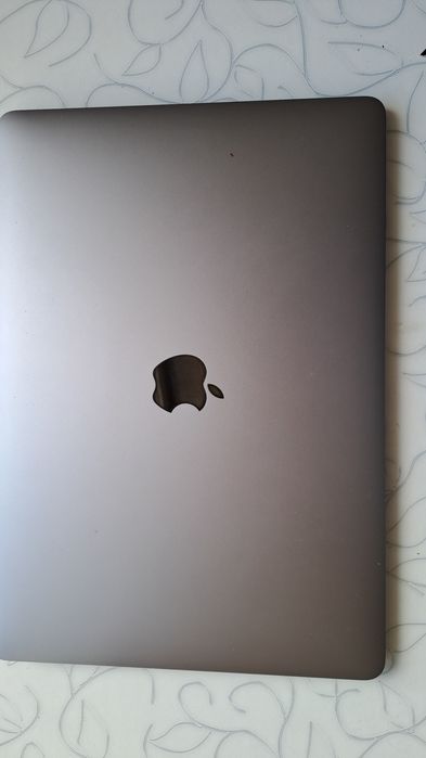 Продам Macbook air m1