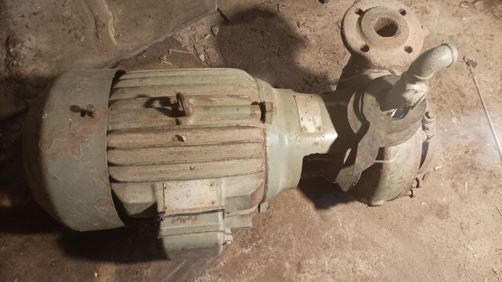 Българска трифазна водна помпа Випом Видин 6Е50М (7.5 kW) с Паспорт