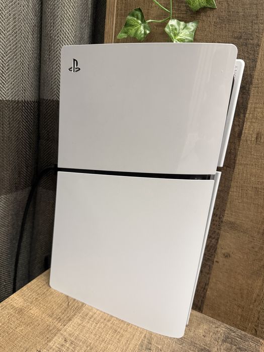 PlayStation 5 slim 1TB
