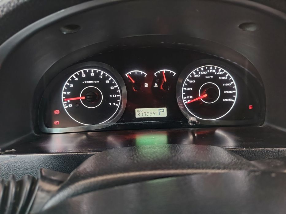 Lacetti 1.6 2013 avtomat oq