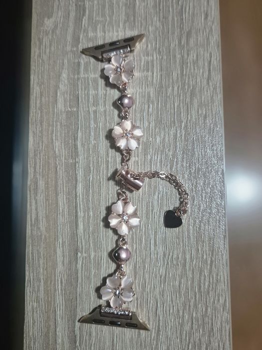 Верижка за apple watch