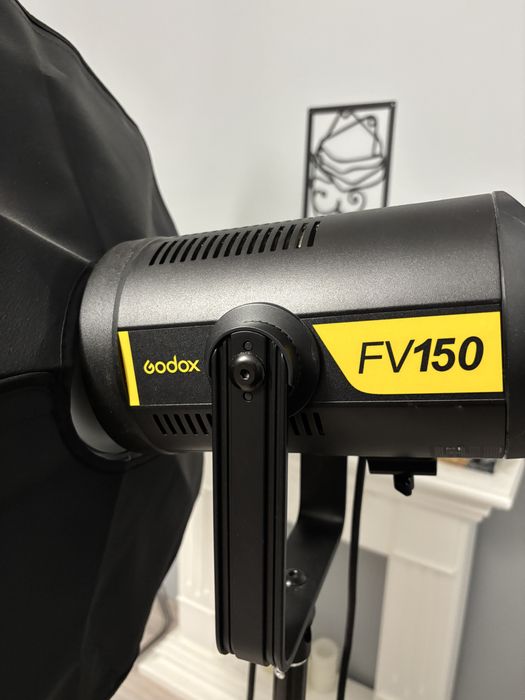 Lampa Godox 150FV, Sigma 16mm