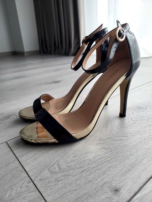 Vand sandale negre
