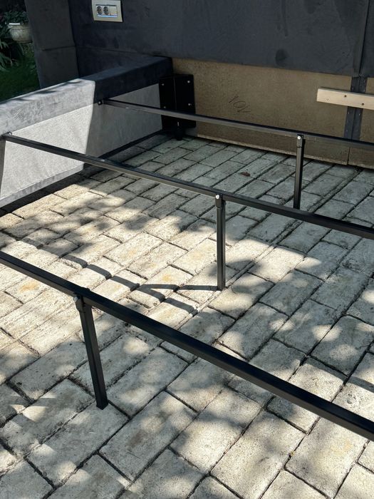 Pat tapițat premium, realizat la comandă, nou