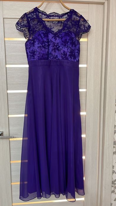 Продам платья на мероприятия