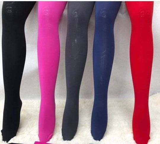 Красные колготки