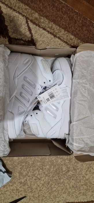 Adidaşi: Adidas (NOI, cu cutie)