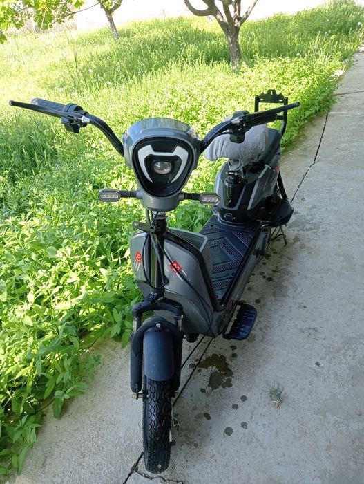 Скутер sk8,в хорошем