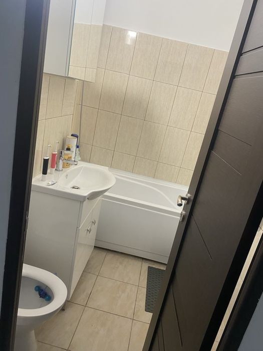 Apartament de închiriat 3 camere