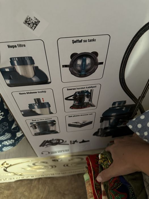 Продаю пылесос арника большая можно пылесосить и мыть ковры