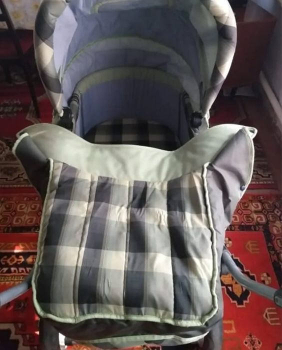 Коляска 2 в  1   НЕ ДОРОГО