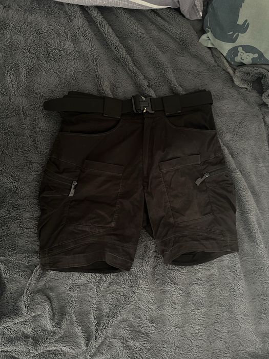 Luda къси гащи М