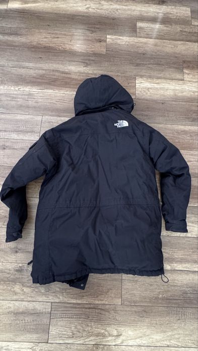 Зимно яке The North Face HYVENT