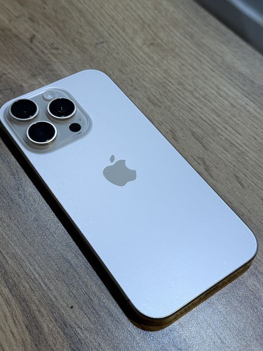 iPhone 16 Pro 256 (как новый)