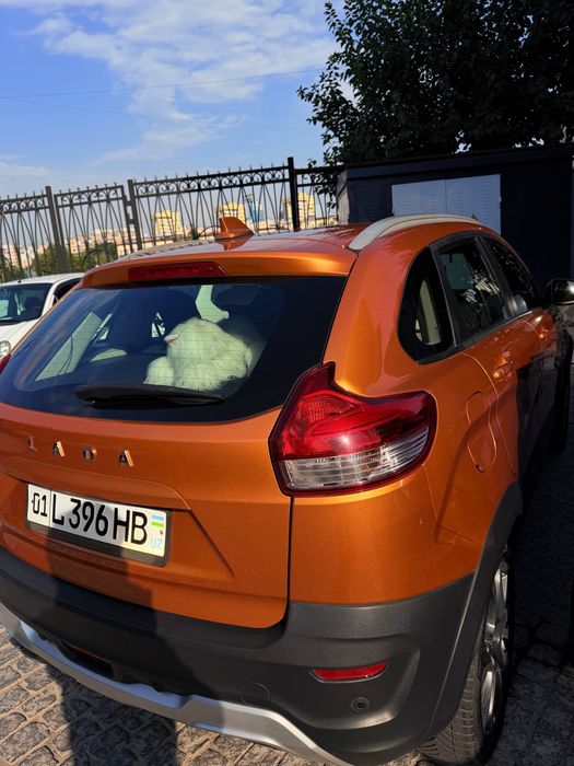 Lada vesta Xray cross