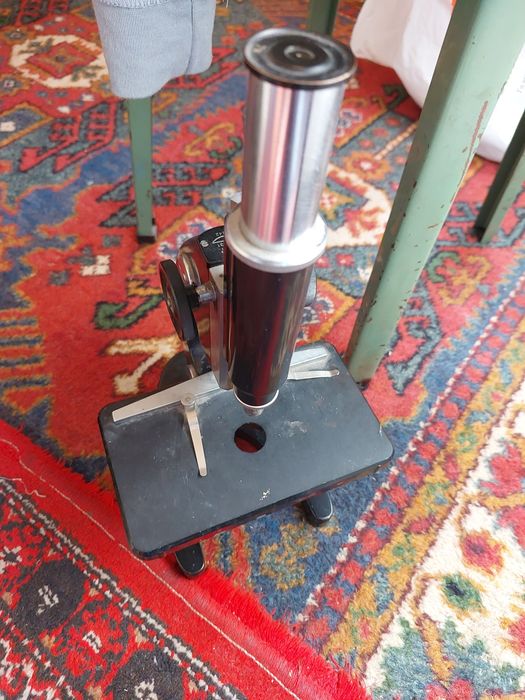 Продаётся микроскоп