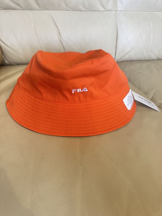 Fila - двулицева шапка
