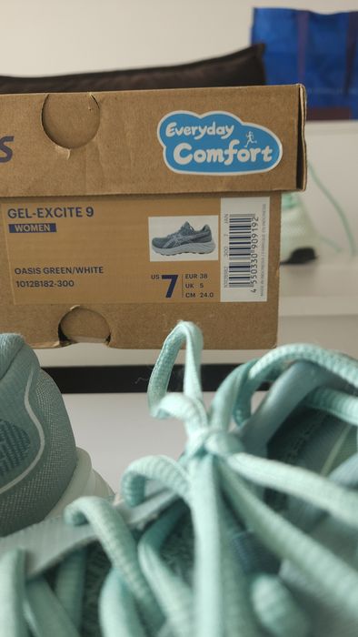 Маратонки ASICS и puma