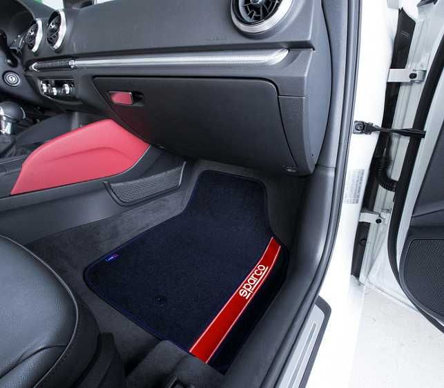 Универсални мокетни стелки Sparco - червени, сиви, сини или черни