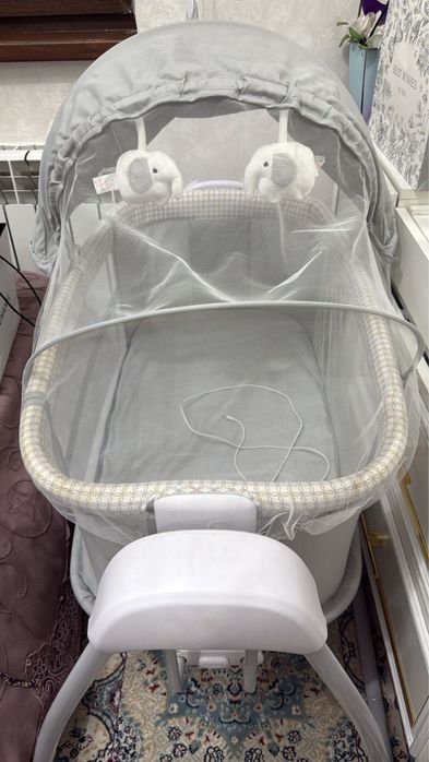 Продам Манеж качалка