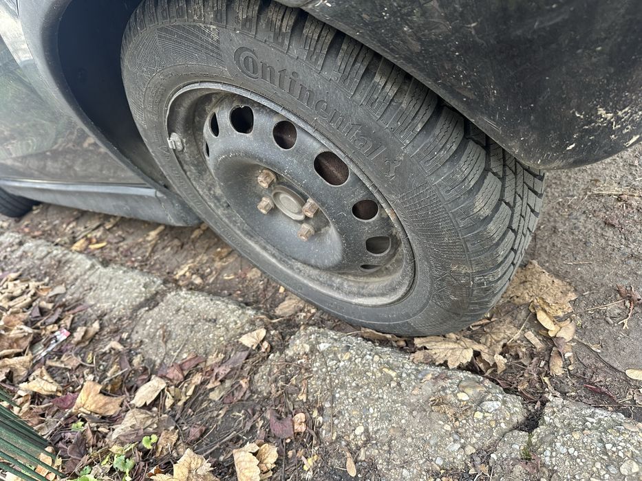 Opel Corsa 1.4 Benzina Automata 2003 Negru 4 usi