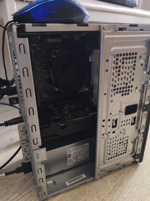 Компьютер игровой Core i3 8100