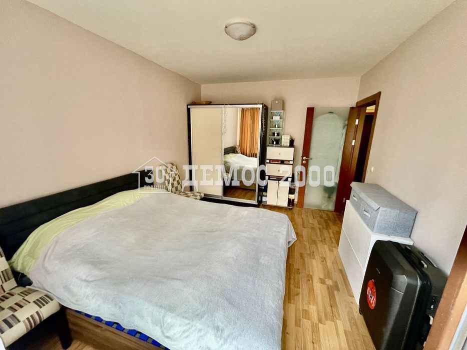 Спешно! Двустаен обзаведен апартамент в кк.Златни пясъци до плажа