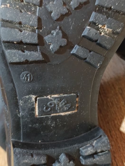 Продаются военные сапоги