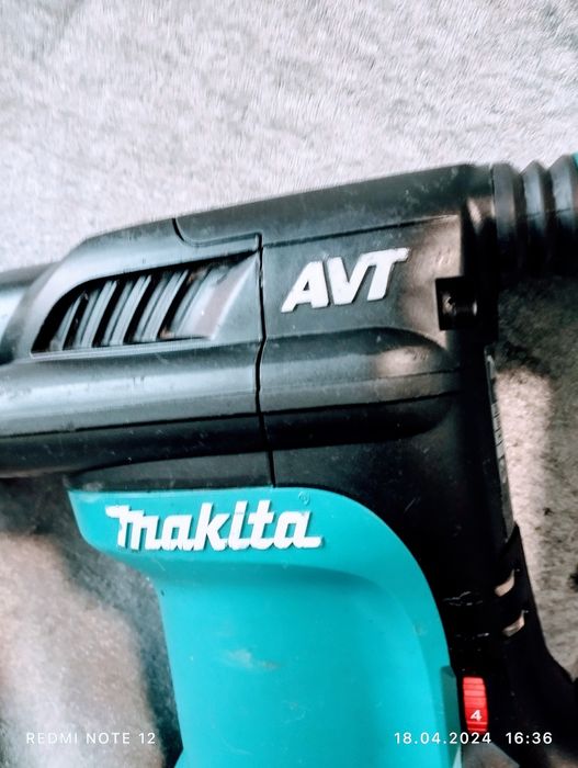 Къртач SDS Max Makita HM0871C