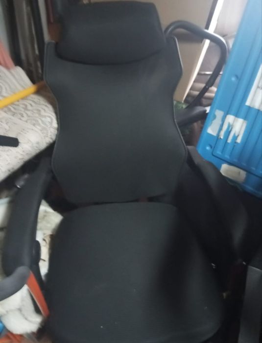Продам кресло офисное 2 шт