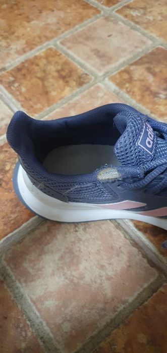 Tenisi adidas dama