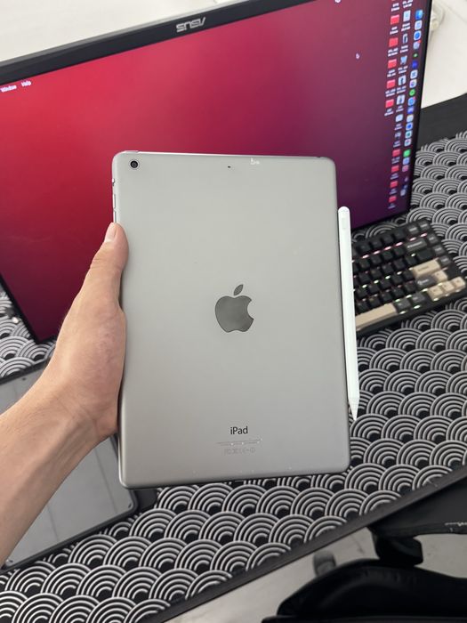 iPad 2018 / 128GB СРОЧНО