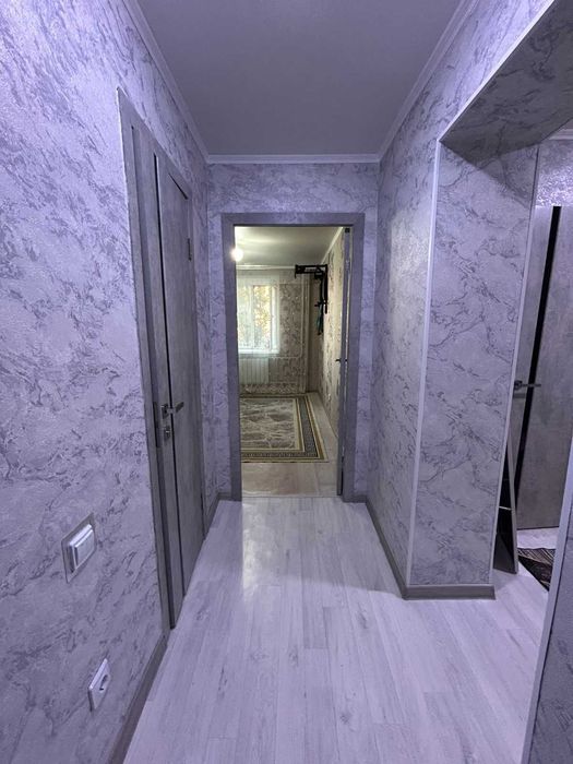 Продам 2х комн кв Батыс с ремонтом